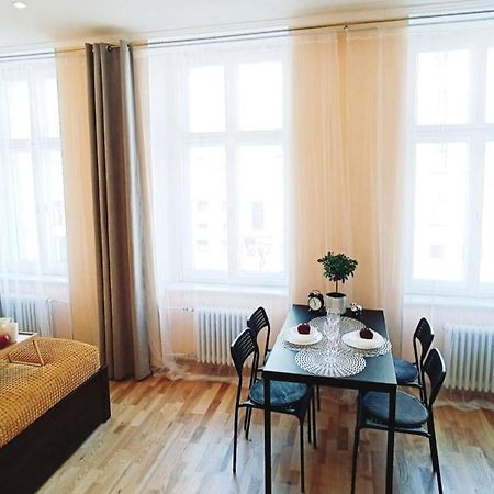 Centrally Located Studio Apartment Ρίγα Εξωτερικό φωτογραφία
