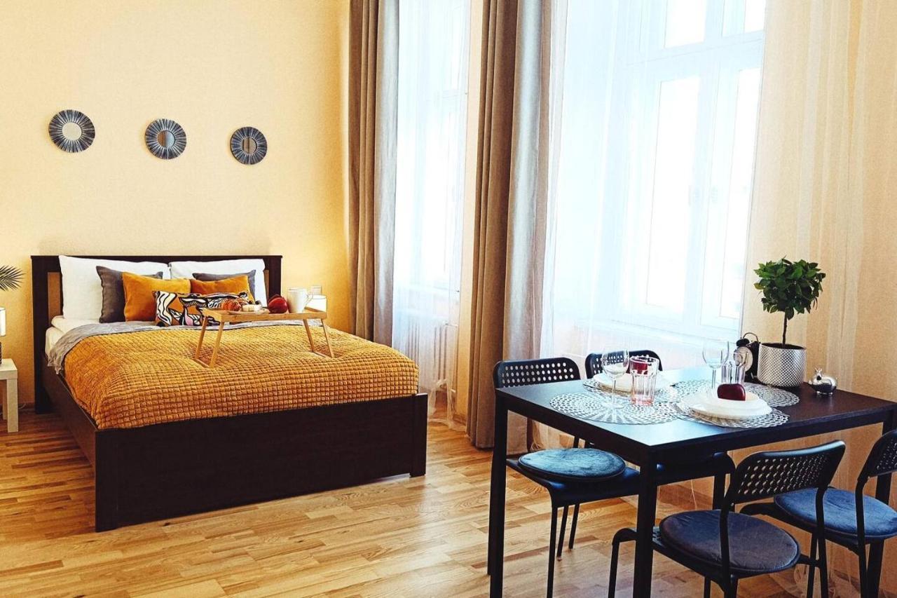 Centrally Located Studio Apartment Ρίγα Εξωτερικό φωτογραφία